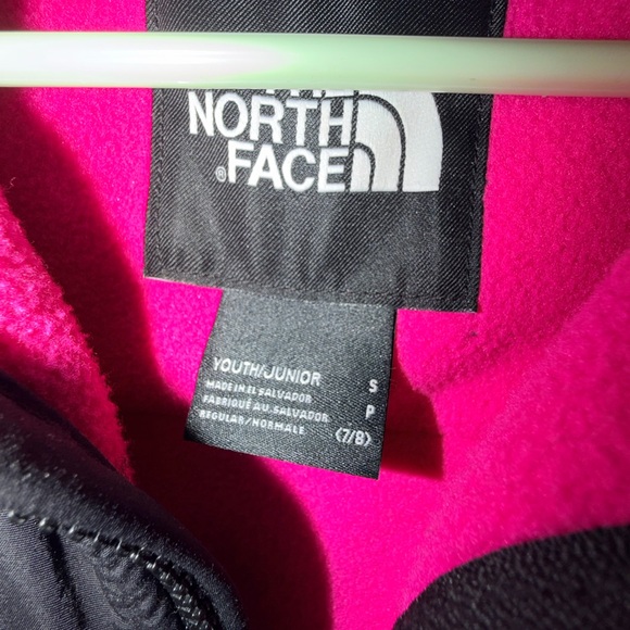 The North Face Kids Fuchsia and Black Jacket youth small (7/8) - Picture 2 of 3